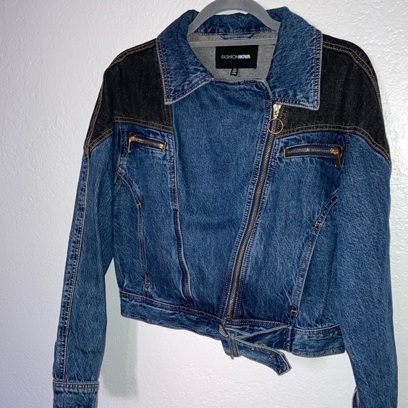 Fashion Nova Oversized Two Tone Denim Jacket - Picture 7 of 11